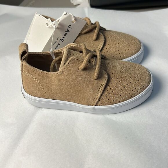 Janie and Jack 100048922 Boy Tan Suede Perforated Sneaker   NWT - Picture 2 of 9